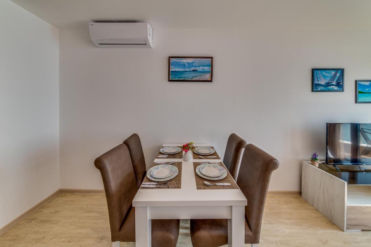 Apartcomplex Golden Bay Ravda Exterior foto